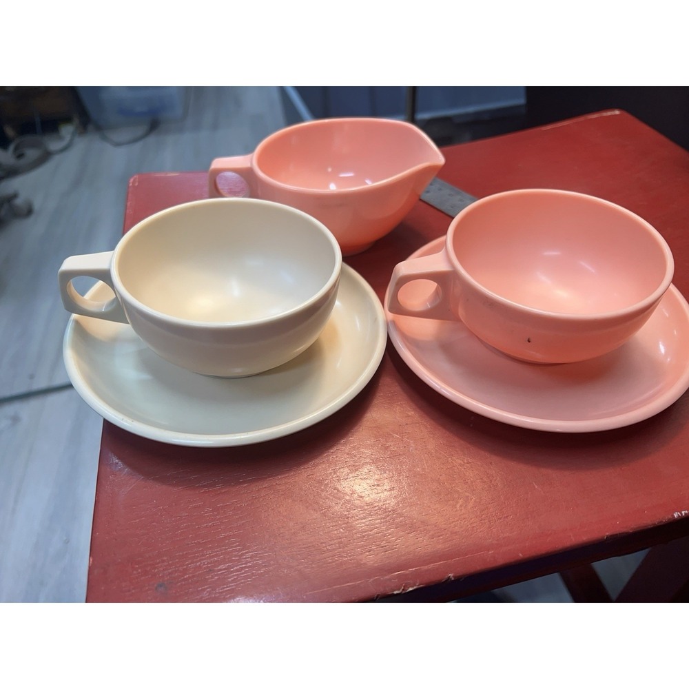 Vintage Pink Melmac Harmony House Catalina/Avalon Creamer 208‎ Tea Cups Saucers